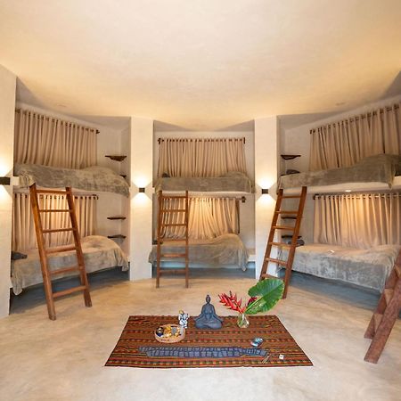 Leisy'S Garden Hostel & Rooms Samana Екстериор снимка